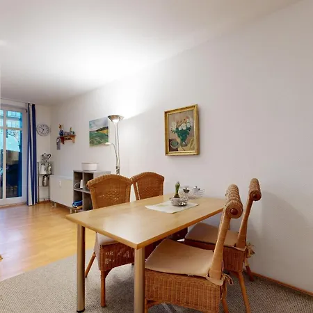 Apartmán Strandblick In Binz, Fewos Direkt Am Mit Balkon Und Teilweise Mit Meerblick Binz