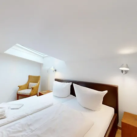 Apartmán Strandblick In Binz, Fewos Direkt Am Mit Balkon Und Teilweise Mit Meerblick Binz